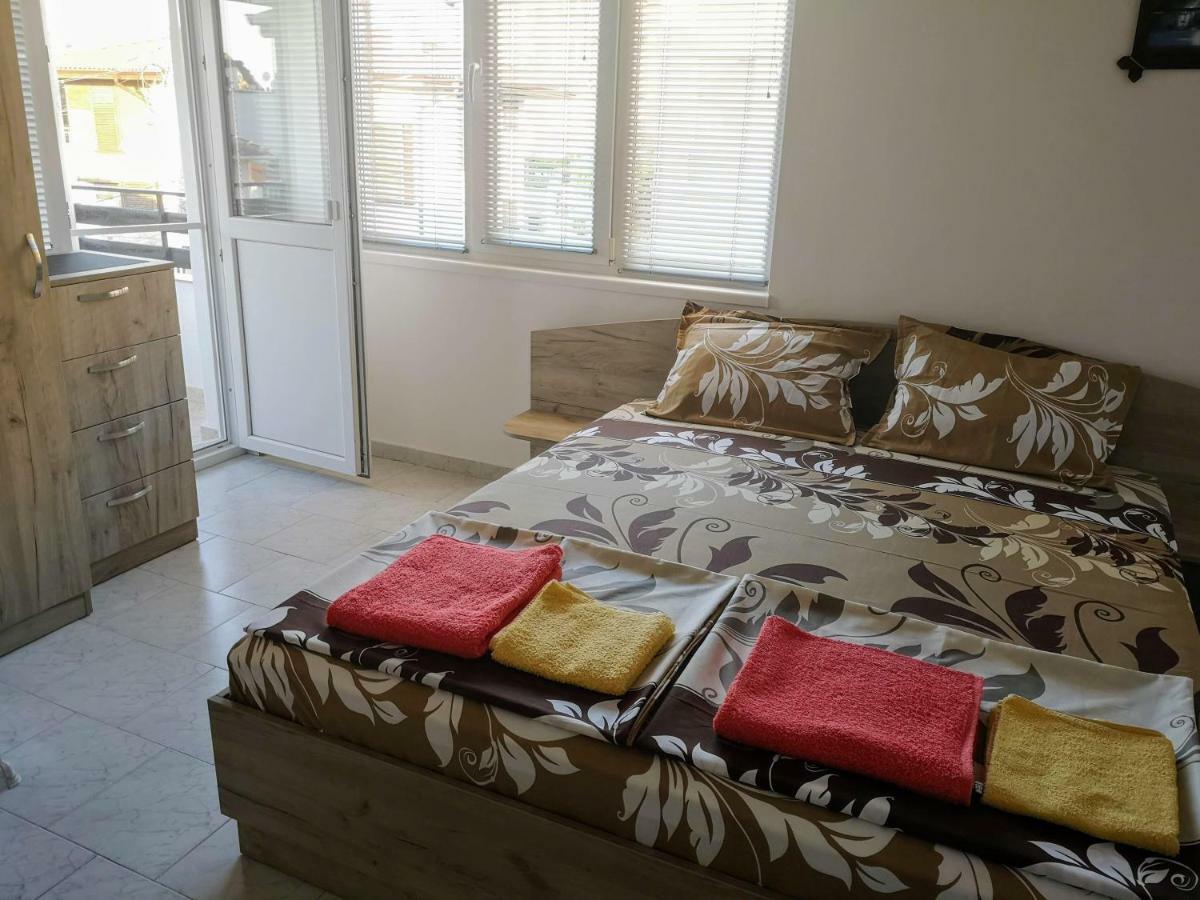 Guestrooms Stoyanovi Csernomorec Kültér fotó