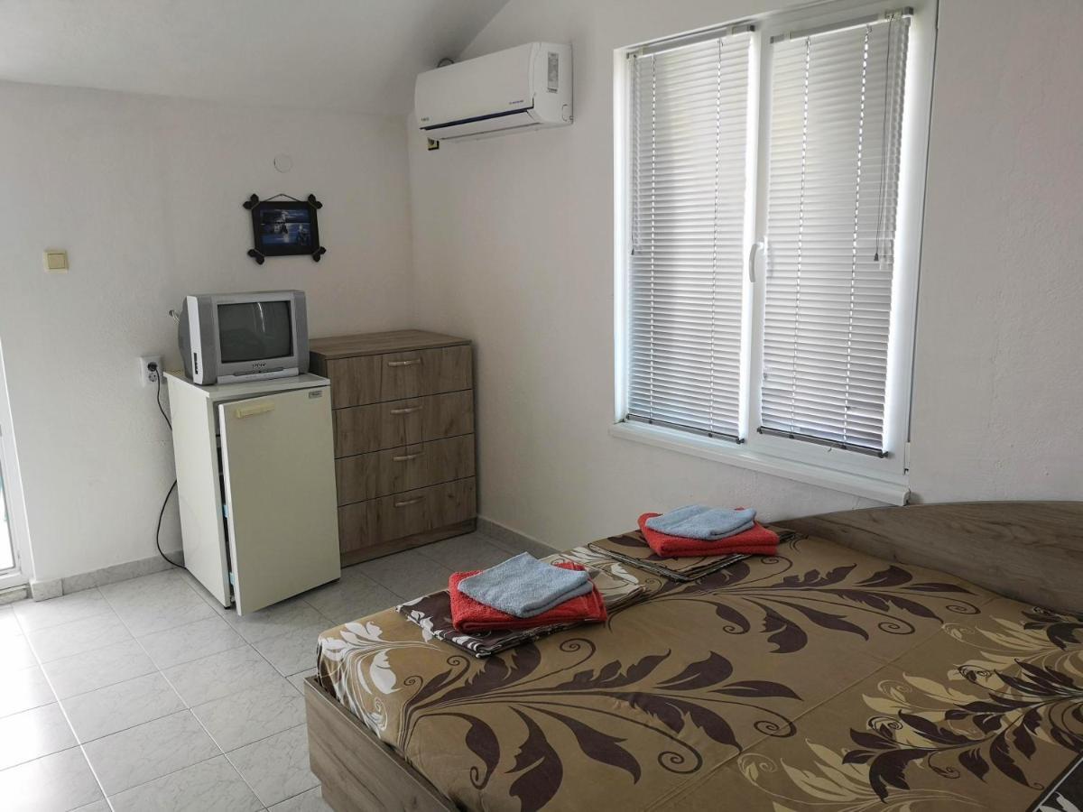 Guestrooms Stoyanovi Csernomorec Kültér fotó